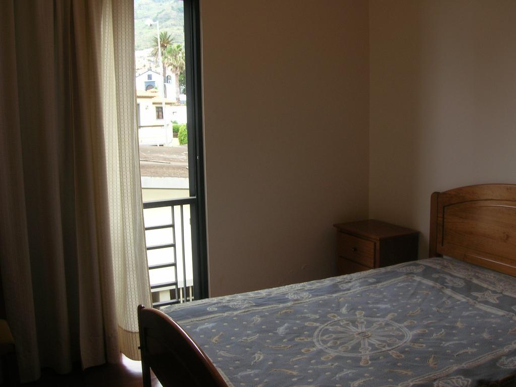 Apartamentos Amarelo Canical  Δωμάτιο φωτογραφία